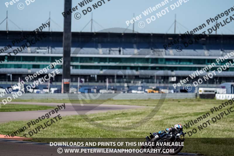 Rockingham no limits trackday;enduro digital images;event digital images;eventdigitalimages;no limits trackdays;peter wileman photography;racing digital images;rockingham raceway northamptonshire;rockingham trackday photographs;trackday digital images;trackday photos